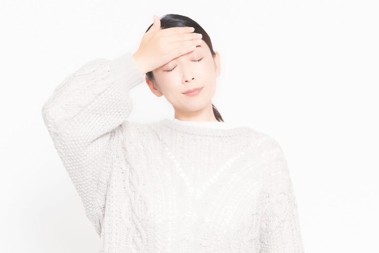すぐにできる熱を下げる方法は？冷やす場所・解熱剤の使い方などを解説【イシャチョク】